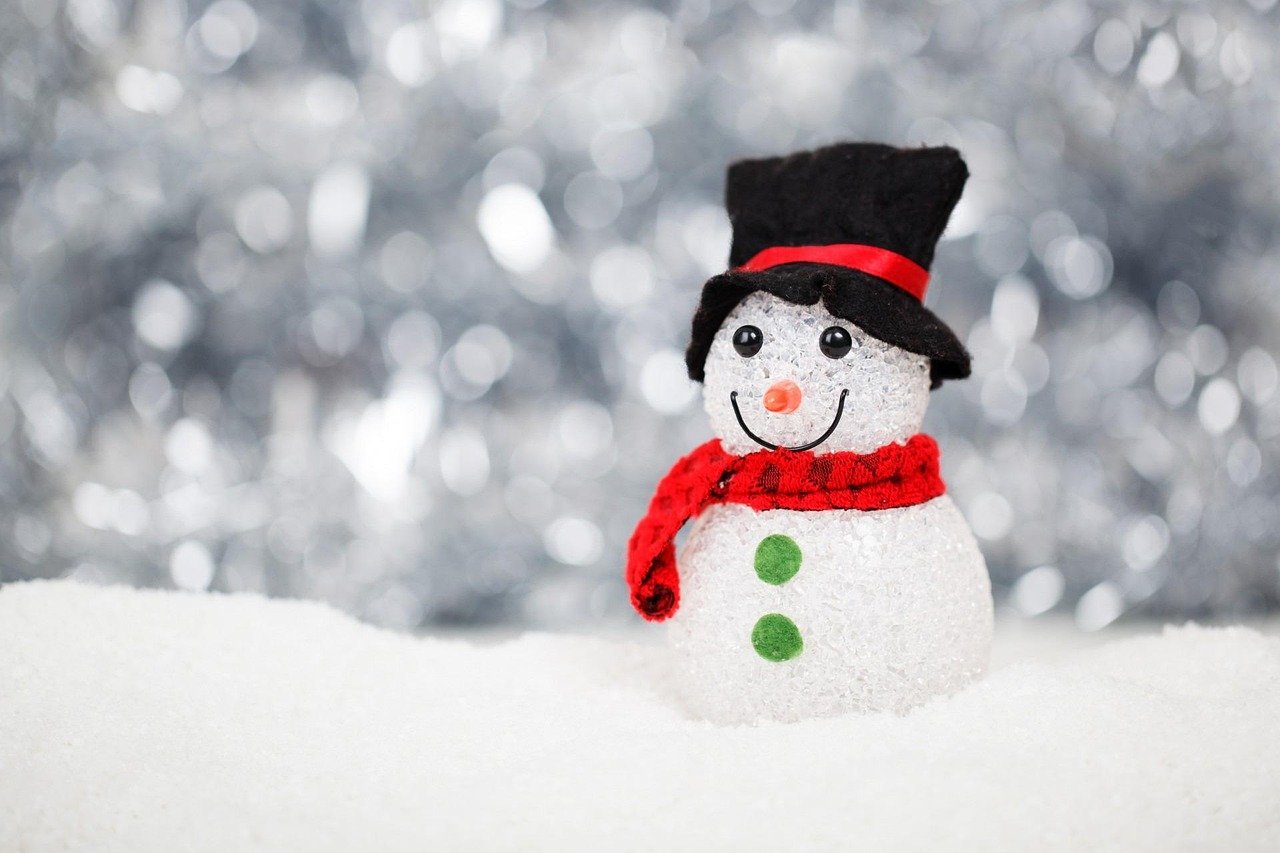 About snowman, snow, christmas, decoration, winter, xmas, cold, hat, frost, scarf, nature, happy, ice, holiday, seasonal, bokeh